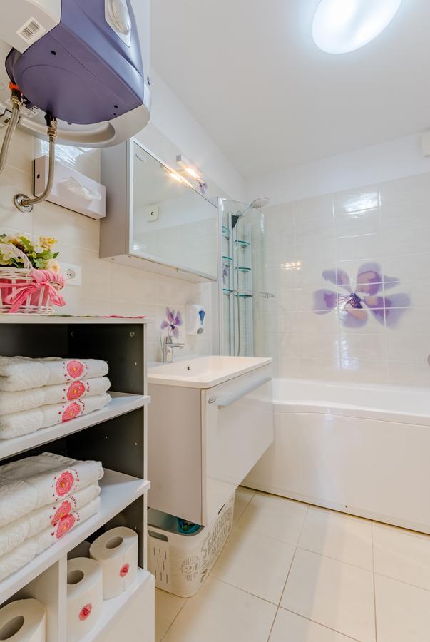 סופטאר Apartments Villa Camellia - Adults Only מראה חיצוני תמונה