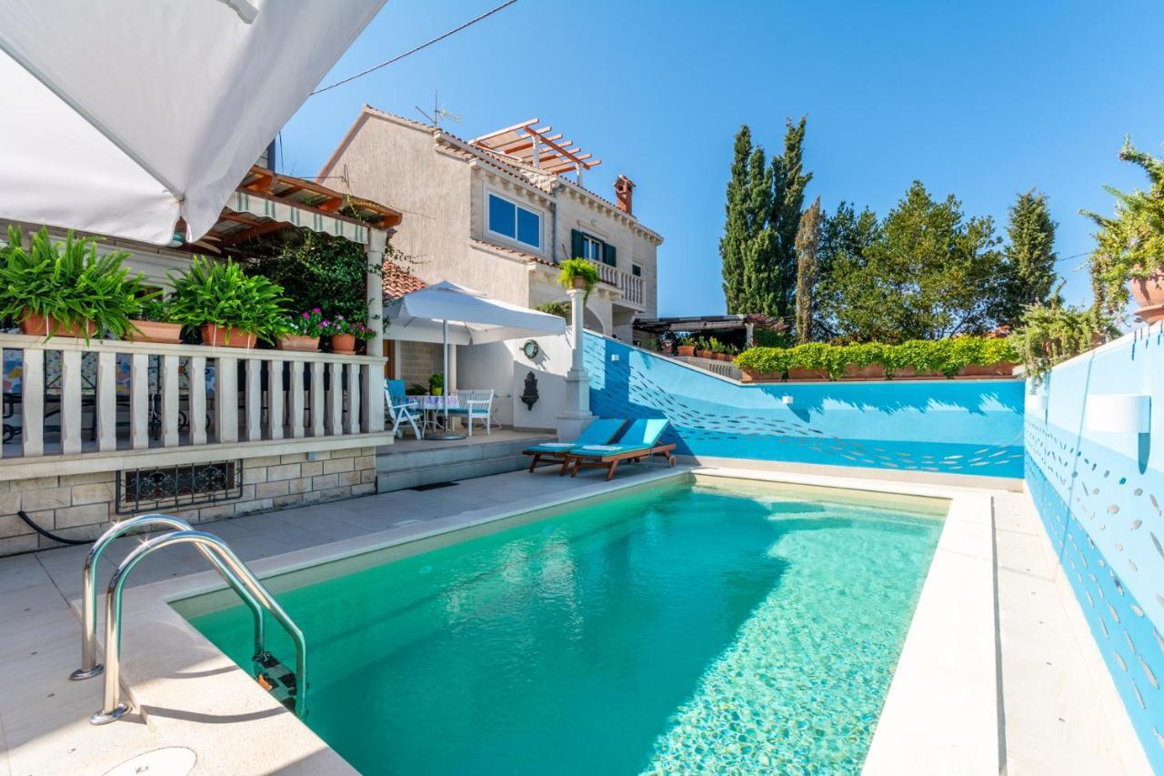 סופטאר Apartments Villa Camellia - Adults Only מראה חיצוני תמונה